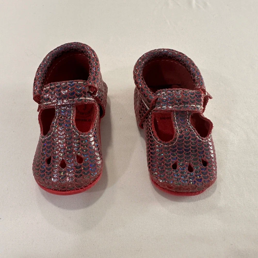Freshly Picked Mermaid Scale Mary Jane Moccasins Kids Size 3 Red Shimmer | Boho